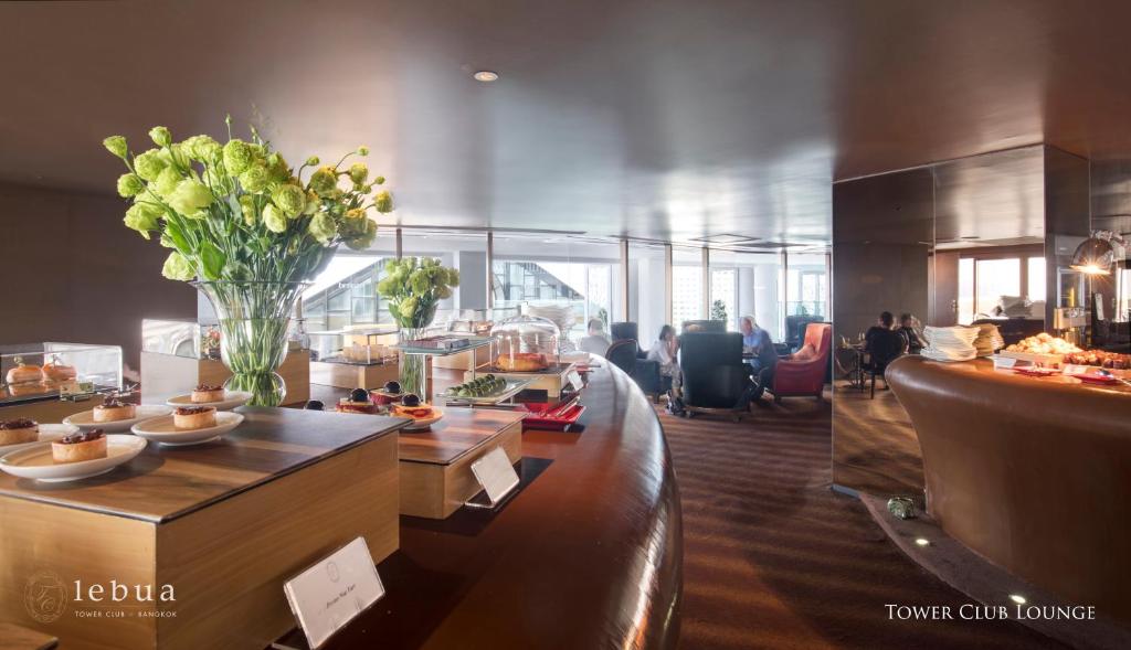 Tower Club Lounge